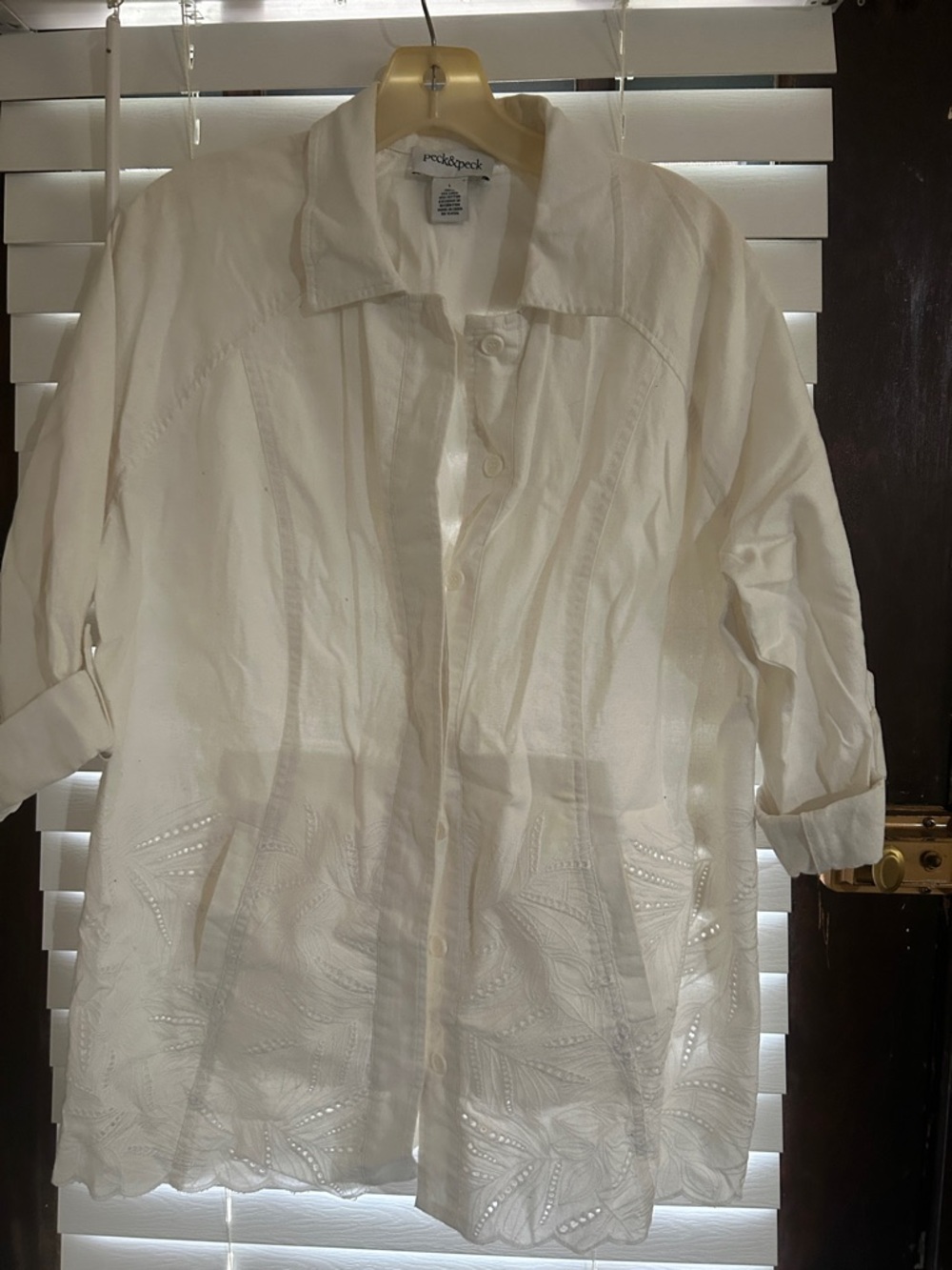 Peck & Peck White Embroidered Lightweight Coat